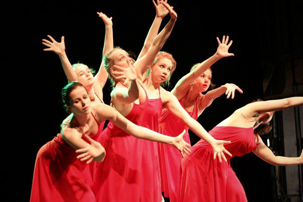 Contemporary dance (Контемпорари) Школа танцев Триумф